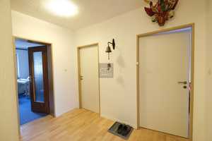 3-Zimmerwohnung in toller und ruhiger Lage von Zerzabelshof - Balkon und Einbauküche vorhanden – Nürnberg – Vorschaubild 16