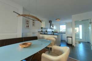 Available immediately, Modern terraced house (low-energy home), large garden, 2 miles to "The Clay" – Zur Schleifmühle 113, 65205 Erbenheim, Wiesbaden – Vorschaubild 2