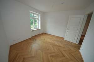 Moderne 4-Zimmerwohnung im Lutherviertel mit Balkon, Fußbodenheizung und Parkettboden!  – Zschopauer Straße 187, 9126 Lutherviertel, Chemnitz – Vorschaubild 12