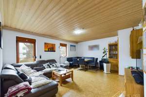 Charmante Immobilie mit großem Hof und Geschichte - Ehemalige Gaststätte inkl. Wohnung zu verkaufen! – Die vollständige Adresse der Immobilie erhältst du vom Anbieter., 91207 Lauf an der Pegnitz – Vorschaubild 11