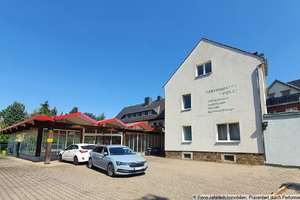 Schönes Mehrfamilienhaus + Glasanbau – Die vollständige Adresse der Immobilie erhältst du vom Anbieter., 9217 Burgstädt – Vorschaubild 4