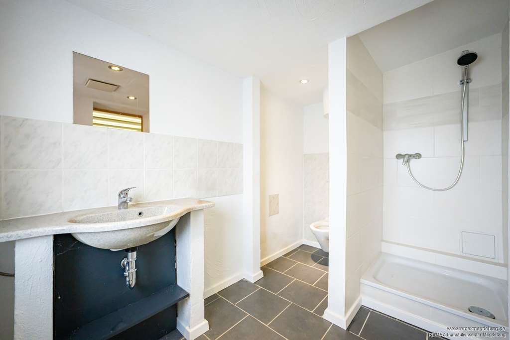 Immobilie in Möckern - Einzigartiges Haus-Duo mit Garten, Loft und Bürooption - Bild 2