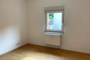 Zentral und trotzdem im Grünen! - Charmante Maisonettewohnung am Regenufer in Regensburg – 93057 Sallern-Gallingkofen, Regensburg – Vorschaubild 11