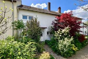 Idyllisches Wohnen mit Terrasse und großem Garten 
Nähe Maudacher Bruch