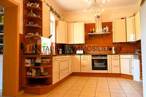 ***GERÄUMIGE FAMILIENVILLA MIT POTENTIAL*** 2 Vollgeschosse mit Keller und Südwestlage – Die vollständige Adresse der Immobilie erhältst du vom Anbieter., 22159 Farmsen-Berne, Hamburg – Vorschaubild 24