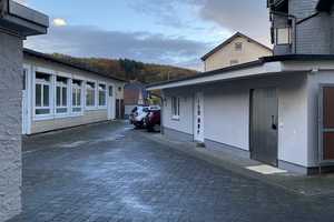 Großes Wohnhaus: 14 Zimmer, Doppelgarage, neues Dach, neue Heizung – Wetteraukreis – Vorschaubild 38