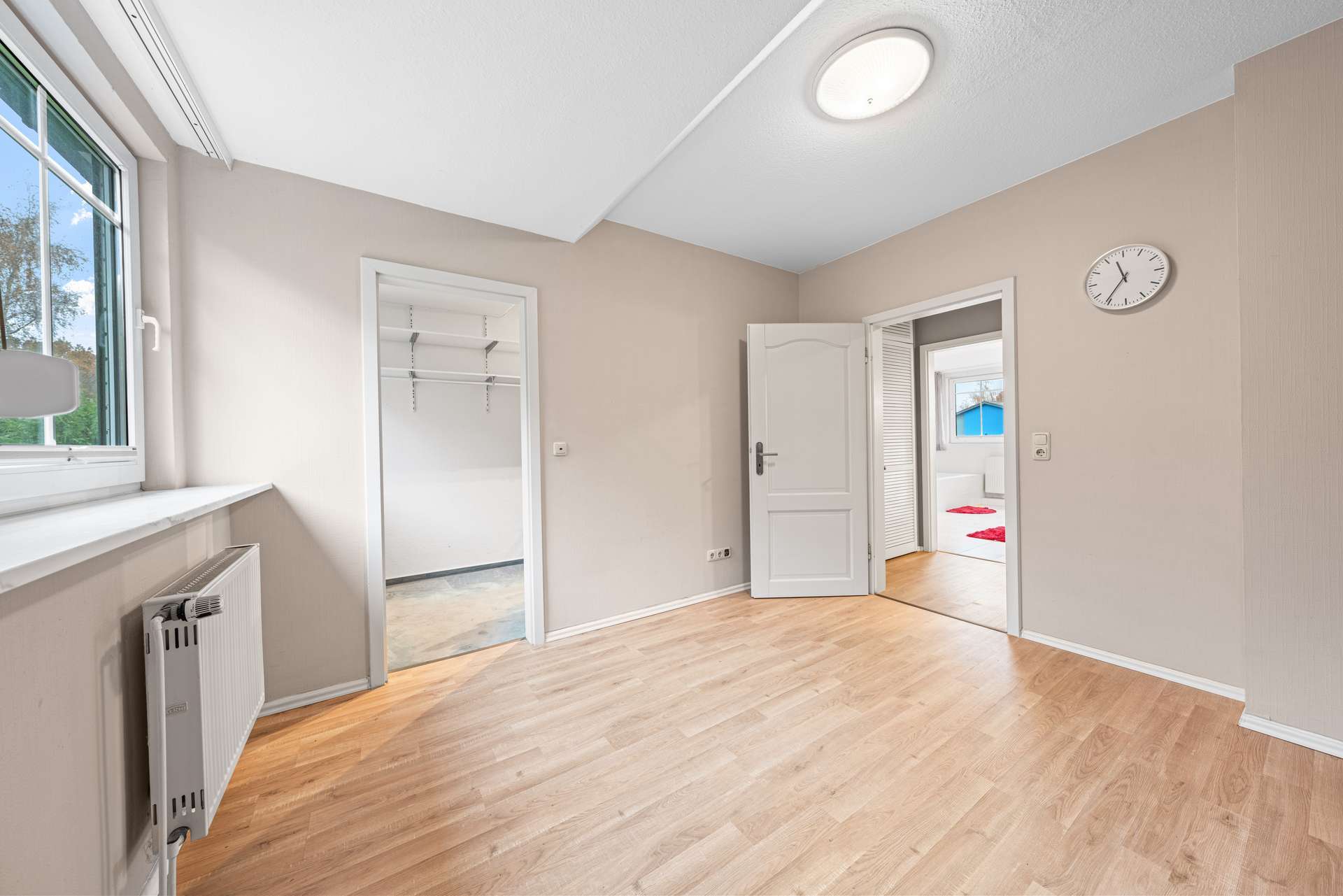 Immobilie in Hasenkrug - Ein Zuhause mit doppelter Stärke - Wohnen und Arbeiten unter einem Dach! - Bild 2