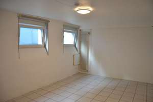 Gepflegtes Apartment mit Einbauküche | Rheinufer fußläufig erreichbar | Citynah – Römerstrasse 114, 53111 Bonn-Castell, Bonn – Vorschaubild 6