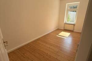 Urbanes Wohnen im Herzen von Leipzig-Connewitz - frisch renovierte 2-Zimmer-Wohnung mit Balkon – Stockartstr. 28, 4277 Connewitz, Leipzig – Vorschaubild 9