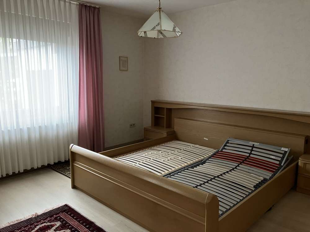 Immobilie in Friedewald - Immobilie mit Schlossblick - Ihr neues Zuhause für die Großfamilie in 57520 Friedewald! - Bild 5