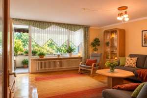 Für Familien gemacht. Für die Zukunft gebaut:
3 Schlafzimmer| West-Loggia| Familienküche| Tiefgarag – Die vollständige Adresse der Immobilie erhältst du vom Anbieter., 86199 Göggingen-Süd, Augsburg – Vorschaubild 3