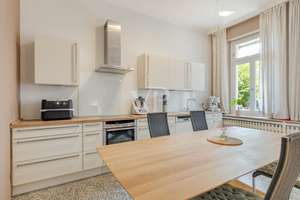 Historische Villa mit Garten und stilvollem Wohnambiente für Genießer – Die vollständige Adresse der Immobilie erhältst du vom Anbieter., 53179 Mehlem, Bonn – Vorschaubild 12