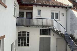 Anwesen mit zwei Häusern, Innenhof und Garten – Die vollständige Adresse der Immobilie erhältst du vom Anbieter., 69121 Handschuhsheim, Heidelberg – Vorschaubild 2