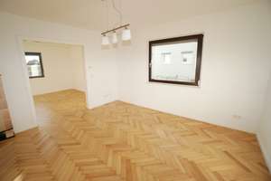 Einfamilienhaus - Altbau - mit schönem Garten in ruhiger Wohnlage von Leonberg-Eltingen – Die vollständige Adresse der Immobilie erhältst du vom Anbieter., 71229 Leonberg – Vorschaubild 7