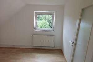 Helle 3,5-Zimmer-Altbauwohnung im Stuttgarter Westen mit schönem Ausblick & sehr guter Anbindung – Botnanger Straße 2, 70193 Kräherwald, Stuttgart – Vorschaubild 5