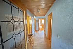 Zweifamilienhaus mit Keller und Garage, Erdgeschoss entkernt – Regen (Kreis) – Vorschaubild 8