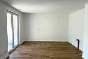1 NKM FREI: Moderne 2-Zimmer-Wohnung mit Balkon in Solingen – Bahnhofstraße 14, 42651 Solingen-Mitte, Solingen – Vorschaubild 4