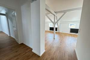 Neubaukomfort trifft historischen Charme – großzügige Wohnung, ideal für WGs – Bahngärten 28, 22041 Marienthal, Hamburg – Vorschaubild 2