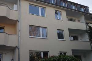 Lindenthal- 3 Zimmer- Dachgeschosswohnung in ruhiger Seitenstrasse der Dürener Straße