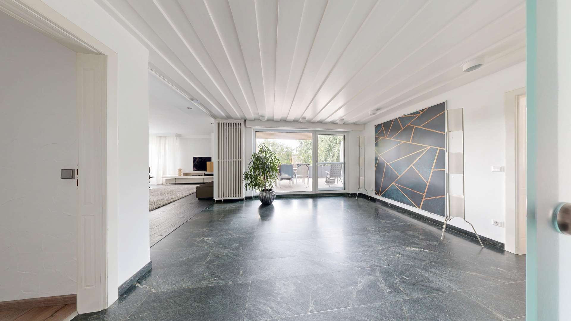 Immobilie in Eisingen - Exklusives, großes Einfamilienhaus in guter und ruhiger Ortsrand-Lage - Bild 5