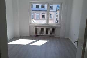 3-Zimmer-Wohnung neu renoviert – Untere Marktstrasse 7, 44789 Bochum – Vorschaubild 4