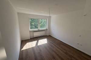 Zentrale neu renovierte Penthousewohnung mit Aufzug 103 m² – Die vollständige Adresse der Immobilie erhältst du vom Anbieter., 90408 Pirckheimerstraße, Nürnberg – Vorschaubild 5