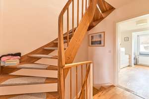 Obermenzing Reihenmittelhaus in ruhiger Bestlage, modernisiert, saniert und Dachgeschoss ausgebaut – Die vollständige Adresse der Immobilie erhältst du vom Anbieter., 81247 Obermenzing, München – Vorschaubild 12