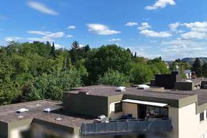 Über den Dächern - großzügige Wohnung mit Dachterrasse