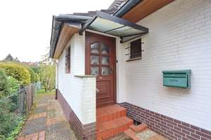 Freistehendes Einfamilienhaus mit Garage in Hamburg-Jenfeld – Die vollständige Adresse der Immobilie erhältst du vom Anbieter., 22043 Jenfeld, Hamburg – Vorschaubild 7