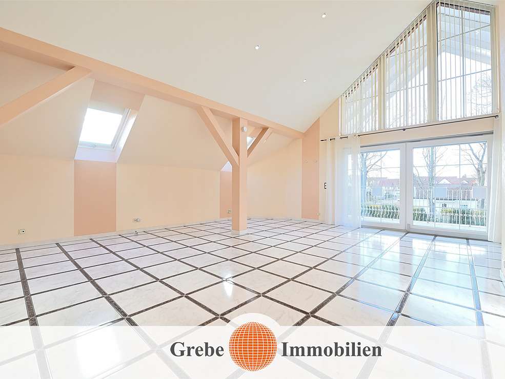 Immobilie in Fürstenwalde/Spree - Absolut hochwertiges Zweifamilienhaus mit 3 Bädern und Vollkeller! - Bild 3