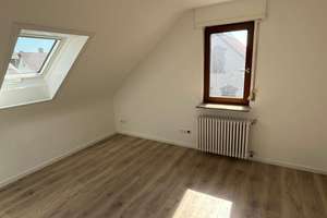 Kernsanierte große Maisonette Wohnung (WG-geeignet) – Die vollständige Adresse der Immobilie erhältst du vom Anbieter., 70435 Bahnhof Feuerbach, Stuttgart – Vorschaubild 2
