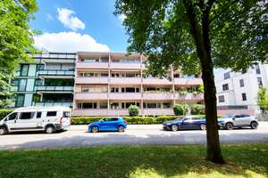 Bezugsfreie 2-Zimmer-Wohnung mit Westbalkon und Einzelgarage in Milbertshofen