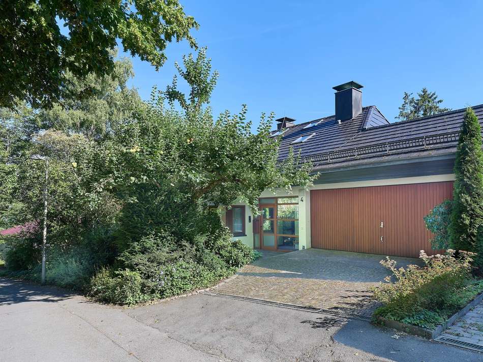 Außenansicht Eingang und Dopp