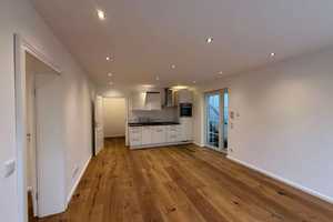Elegantes Einfamilienhaus zzgl. 2-Zimmer Appartement & Pool in vornehmer Lage -Düsseldorf-Hubbelrath – Düsseldorf – Vorschaubild 32