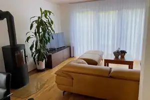 Gemütliches Massivholzhaus in Neu-Ulm/Pfuhl – Drei Taubenschläge 6, 89233 Neu-Ulm (Kreis) – Vorschaubild 1