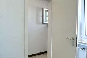 Zentral gelegene 3-Zimmer-Wohnung mit Balkon in Bielefeld-Mitte – Jöllenbecker Straße 42-44, 33613 Mitte, Bielefeld – Vorschaubild 10