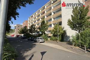 Bezugsfreies Appartement mit Garage unmittelbar am RWTH Hauptgebäude und dem Republikplatz gelegen
