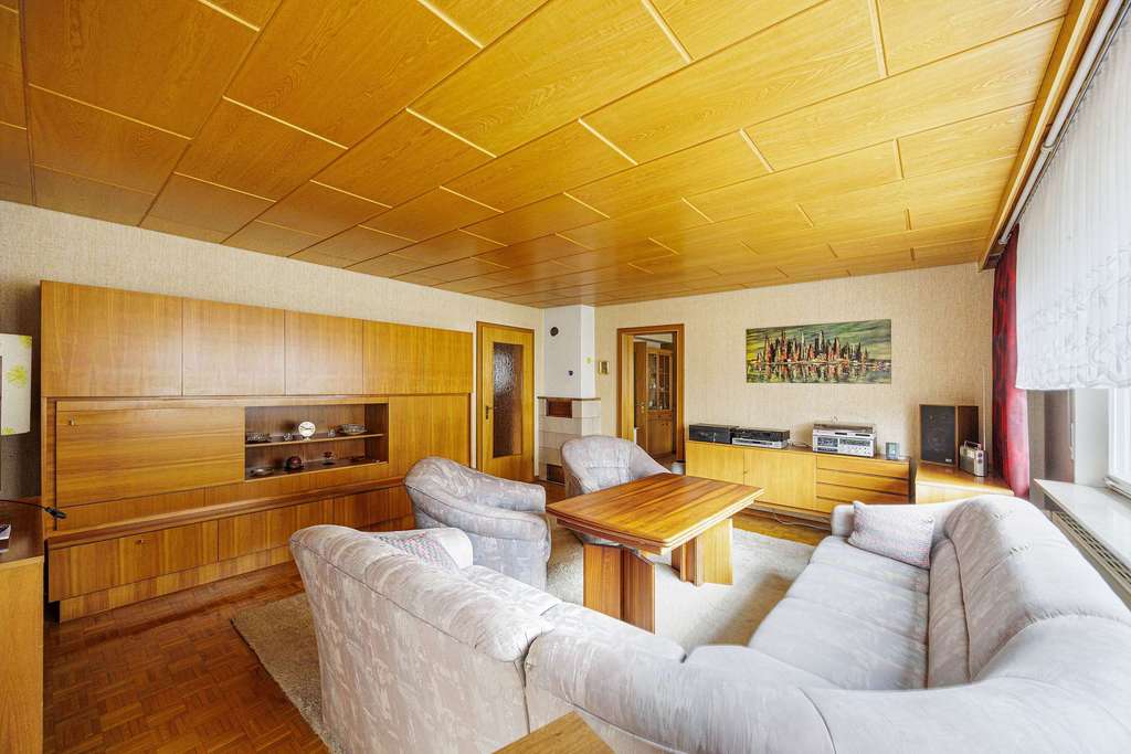 Immobilie in Löchgau - WEITBLICK: Hier verwirklichen Sie Ihr Glück! - Bild 2