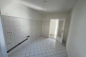 Schöne helle 3-Zimmerwohnung mit Balkon zu vermieten !!! – Braunschweig – Vorschaubild 2