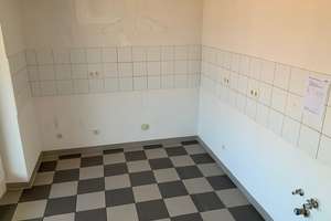 Hier sind die Nachbarn nett - große 3-Zimmerwohnung in Krefeld-Bockum – Am Badezentrum 11, 47800 Bockum, Krefeld – Vorschaubild 5