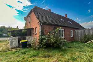 Haus zum Selbstausbau mit großem Grundstück - 12km zur Ostsee - keine Käuferprovision – Dorfstr. 4, 23974 Nordwestmecklenburg (Kreis) – Vorschaubild 4
