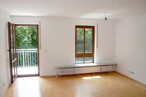 Wunderschöne 1-Zi.- Wohnung mit Südbalkon und EBK am Hirschgarten – Walhallastr. 1, 80639 Nymphenburg, München – Vorschaubild 2
