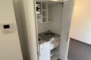 Top-Lage am Campus: Möbliertes Apartment mit Balkon im Herzen Augsburgs – Friedberger Str. 5, 86161 Wolfram-und Herrenbachviertel, Augsburg – Vorschaubild 4