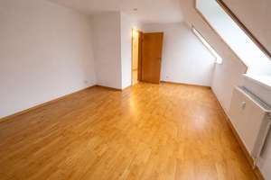 Schöne 2 Zimmer-Dachgeschosswohnung – Hasselbachstraße 6a, 38446 Barnstorf, Wolfsburg – Vorschaubild 2