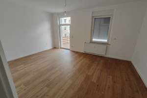 Mit Einbauküche und weiteren Extras: Schicke 3-Zimmer Wohnung mit Terrasse