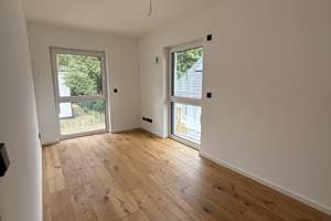 Ihr Traumhaus wartet: Exklusive Neubau-Doppelhaushälfte – luxuriös & sofort bezugsfertig – Die vollständige Adresse der Immobilie erhältst du vom Anbieter., 15827 Blankenfelde-Mahlow – Vorschaubild 24