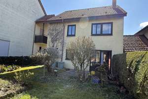GERÄUMIGES EINFAMILIENHAUS
MIT GARTEN UND GARAGE
IN STADTNAHER LAGE – Die vollständige Adresse der Immobilie erhältst du vom Anbieter., 74523 Schwäbisch Hall – Vorschaubild 27
