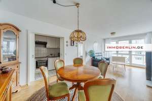 IMMOBERLIN.DE - Komfortable Wohnung mit Balkon & Rezeption beim Mauerpark – Die vollständige Adresse der Immobilie erhältst du vom Anbieter., 10435 Prenzlauer Berg, Berlin – Vorschaubild 1