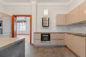 Kameha Residence: Exklusive 4-Zimmer-Wohnung mit Rheinblick, Aufzug, EBK, 2 Bädern, TG-Stellplatz – Die vollständige Adresse der Immobilie erhältst du vom Anbieter., 40213 Altstadt, Düsseldorf – Vorschaubild 22