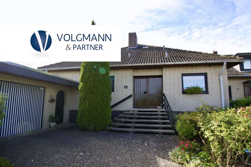 Immobilie in Elze - Platz für die ganze Familie, mit großer Ausbaureserve! - Bild 0